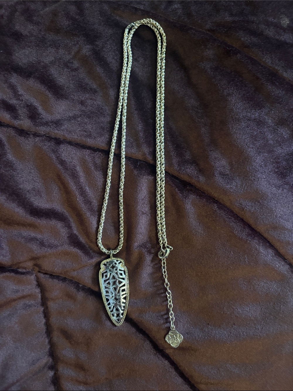 Kendra Scott Silver Filigree Shield Pendant Necklace